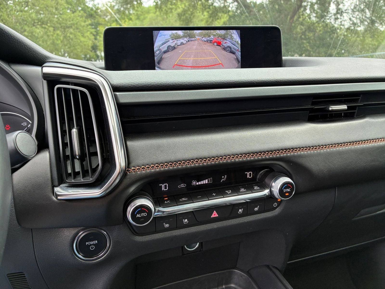 Used 2025 MAZDA CX-50 2.5 Hybrid w/ Premium Plus Pkg image 17