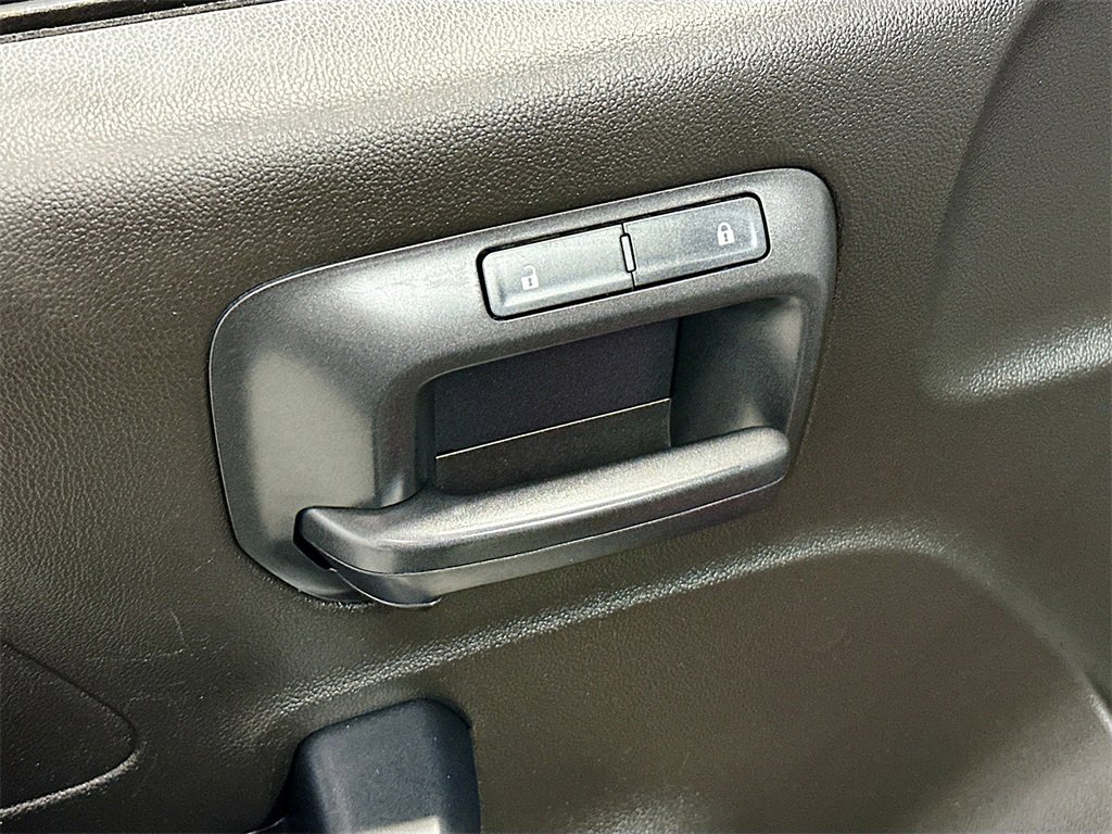 Used 2015 Chevrolet Silverado 1500 W/T image 17