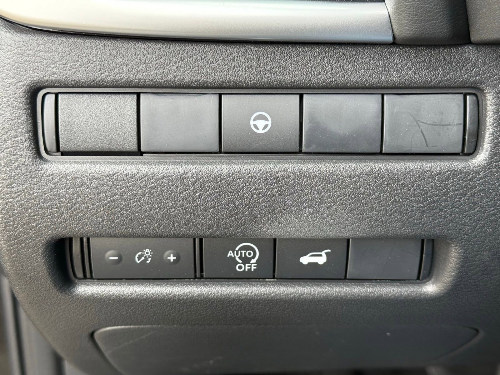 New 2026 Nissan Rogue SV image 31