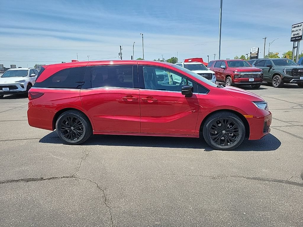 Used 2025 Honda Odyssey Sport-L image 4