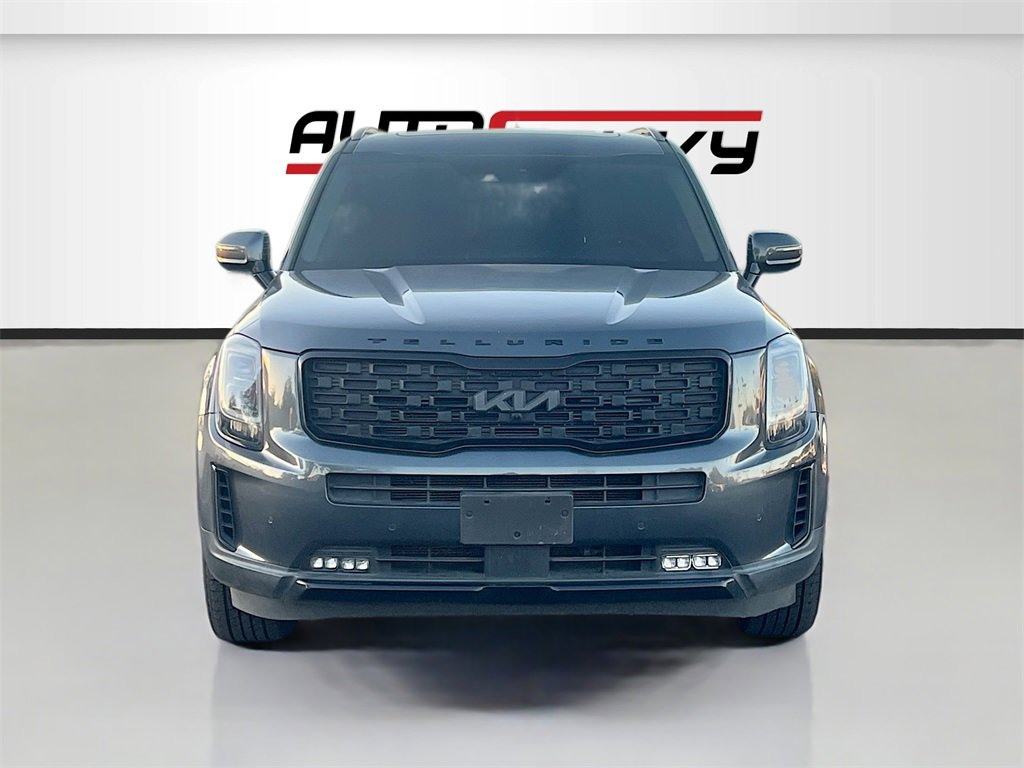 Used 2022 Kia Telluride SX w/ SX Prestige Package image 2