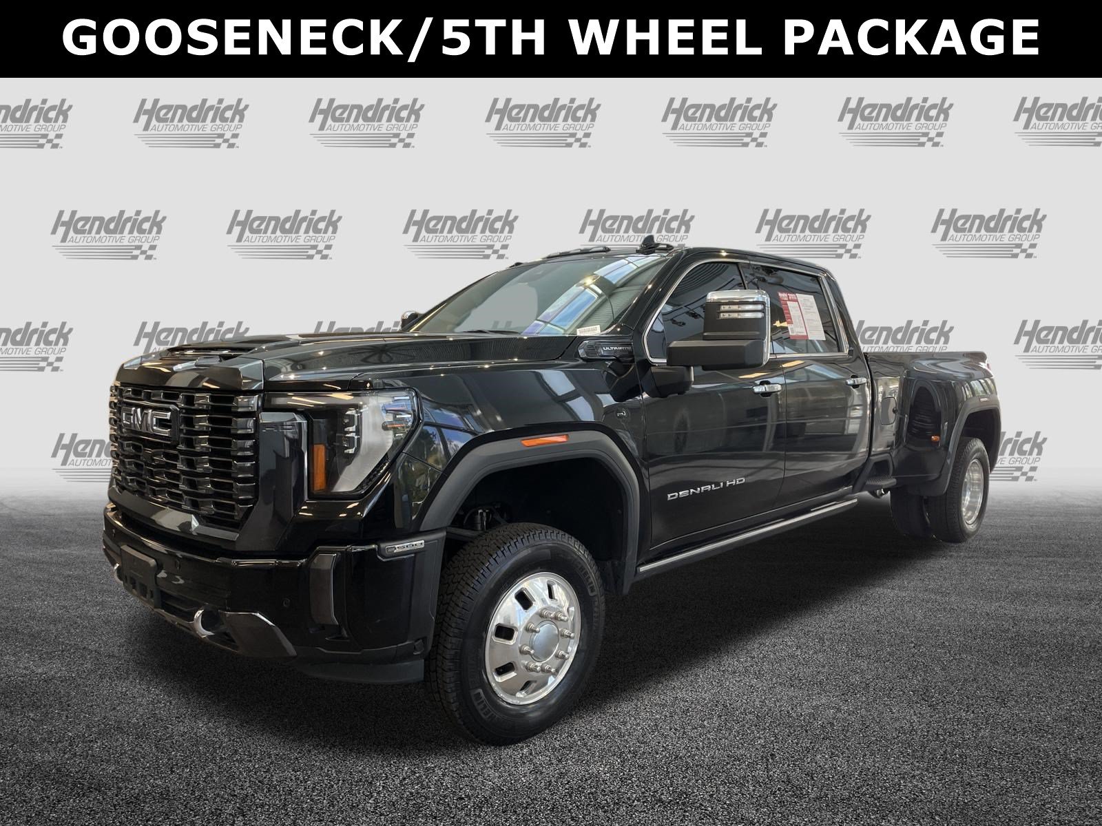 Used 2024 GMC Sierra 3500 Denali Ultimate AWD/4WD image 6
