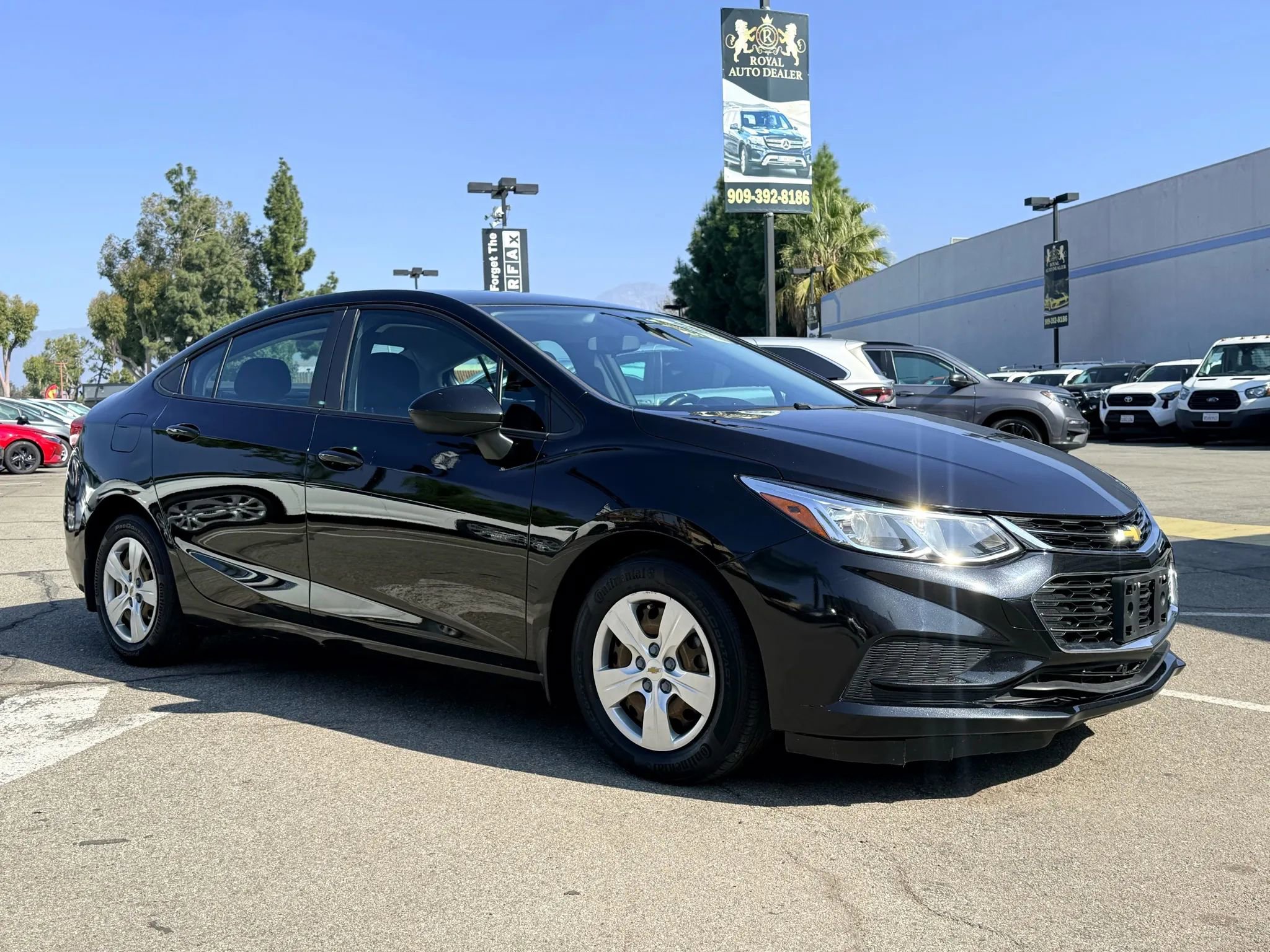 Used 2017 Chevrolet Cruze LS image 3