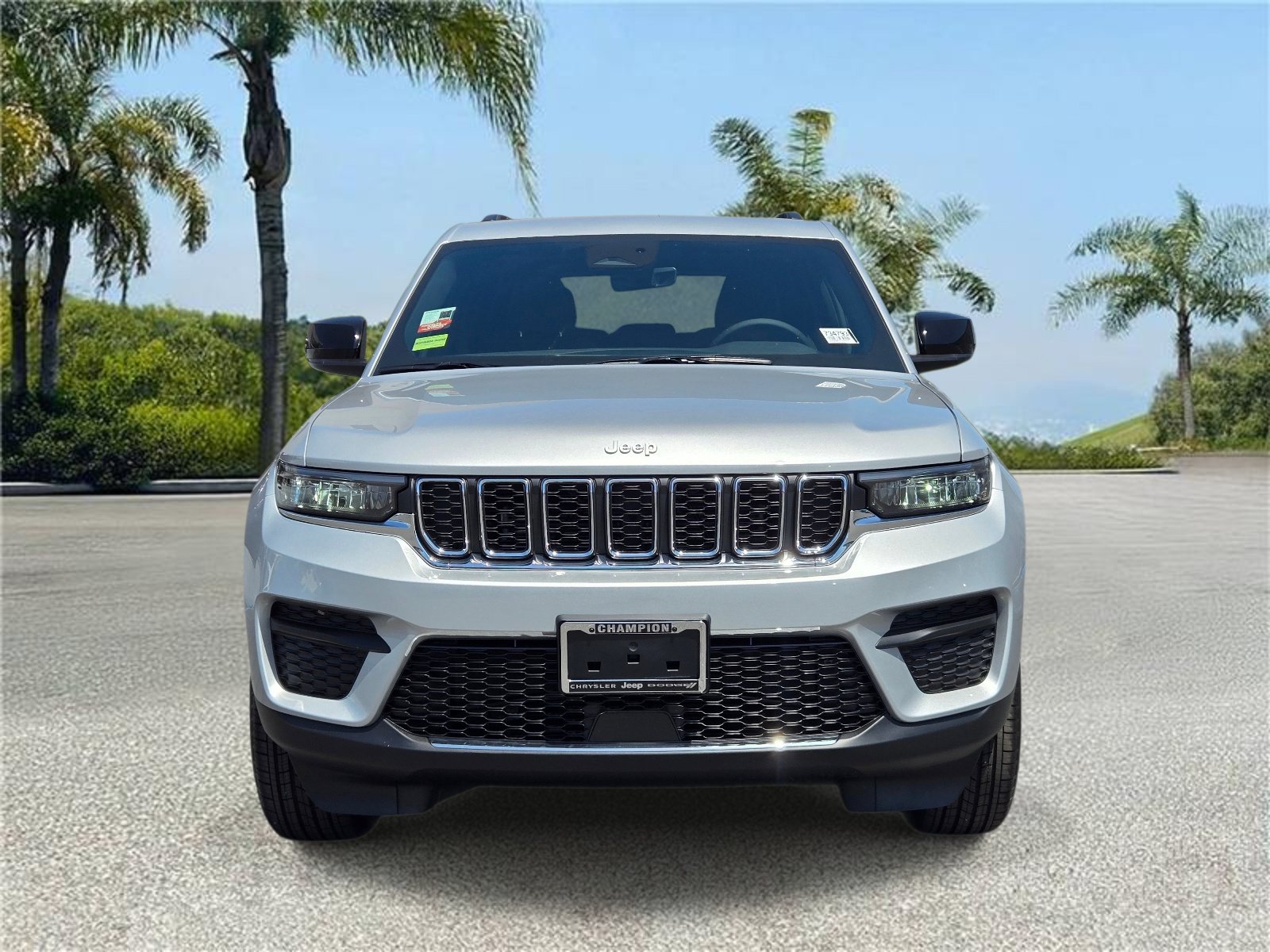 New 2026 Jeep Grand Cherokee Laredo X RWD image 3