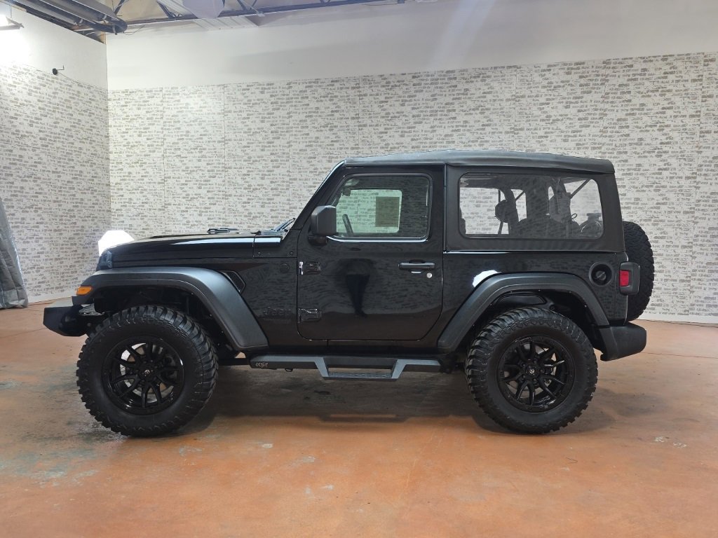 Used 2021 Jeep Wrangler Sport image 4