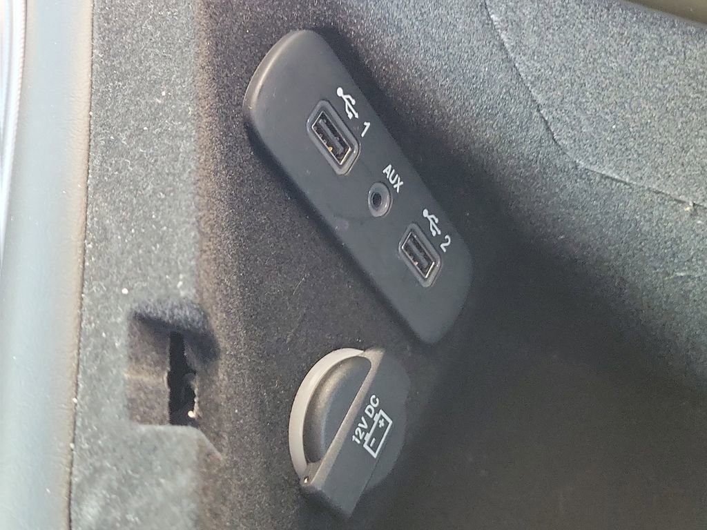 Used 2023 Dodge Challenger R/T image 28