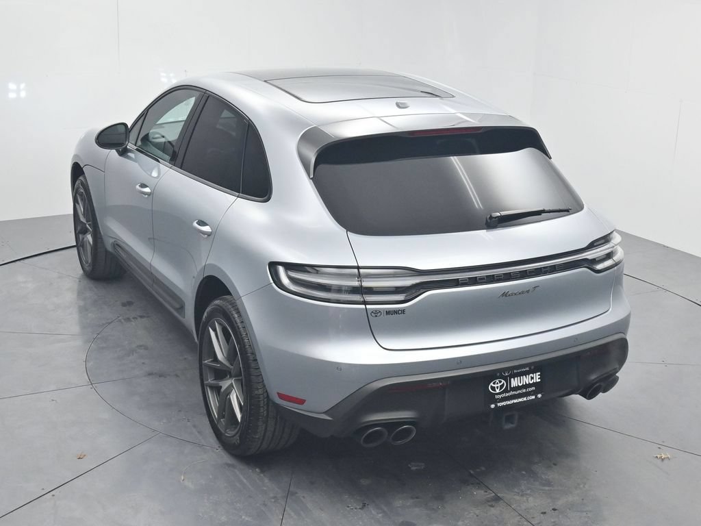 Used 2024 Porsche Macan Turbo AWD/4WD image 70