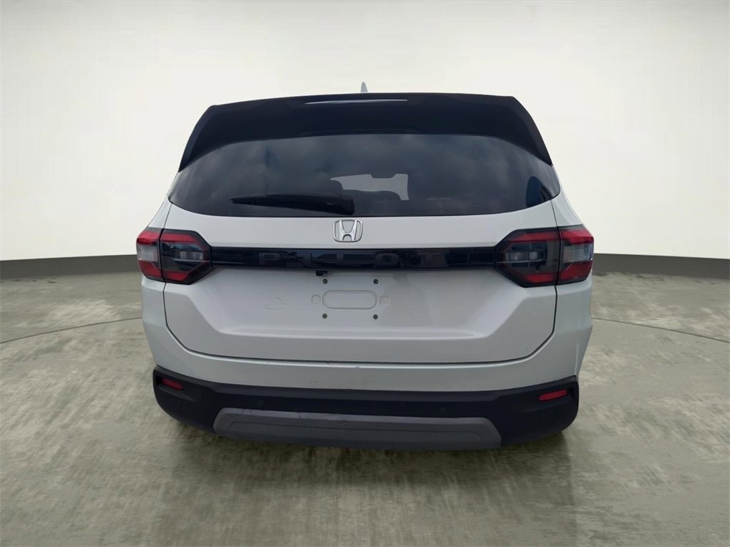 Used 2025 Honda Pilot EX-L image 4