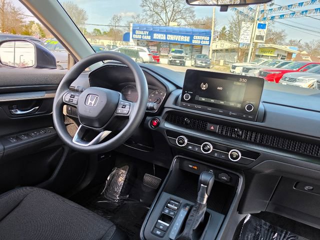 Used 2025 Honda CR-V LX image 13