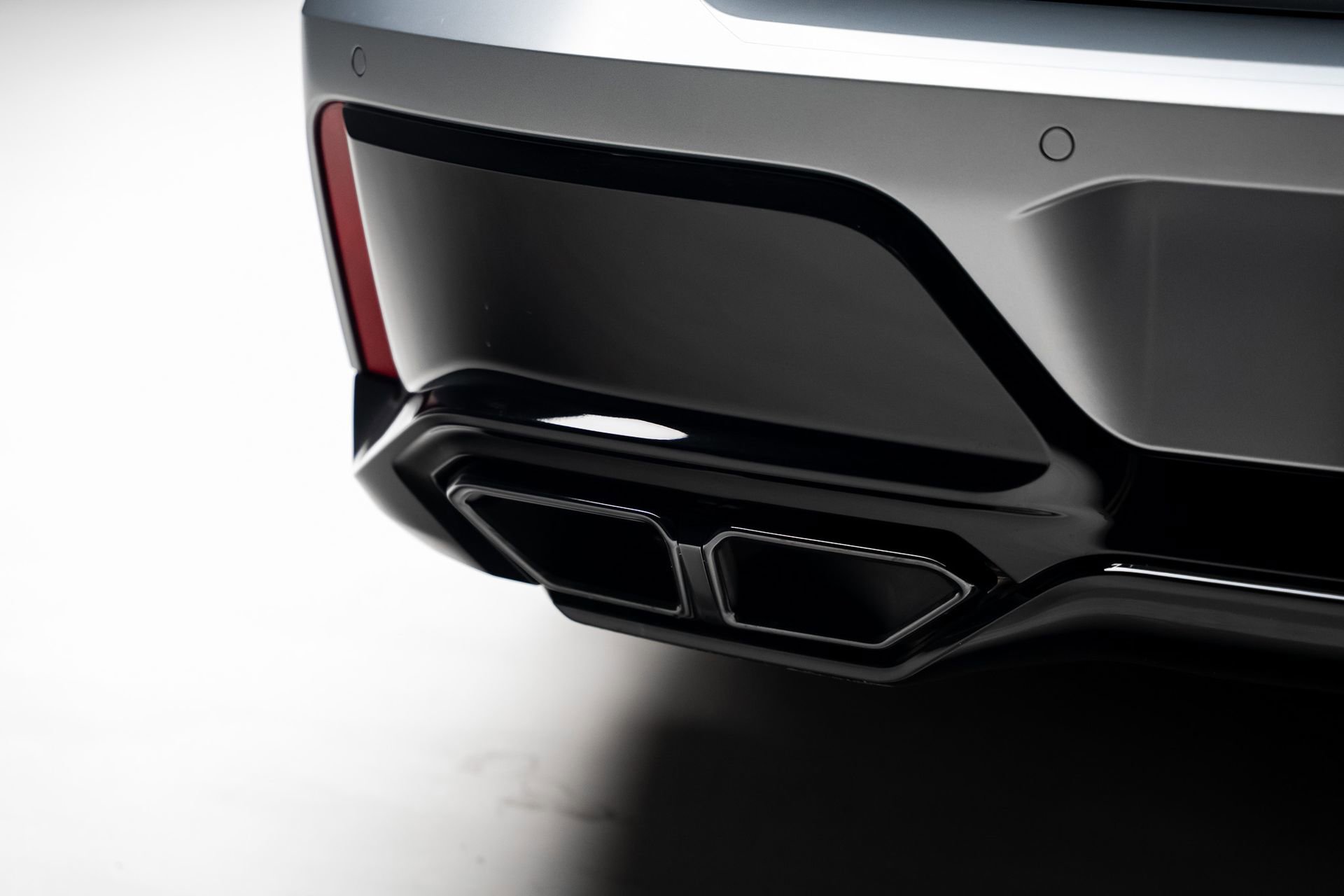 Used 2023 BMW 760i xDrive w/ Executive Package image 33