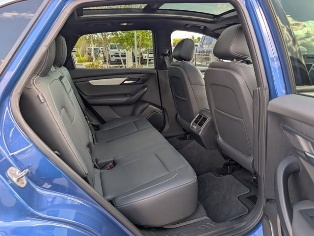 Used 2023 VinFast VF 8 Plus AWD/4WD image 12