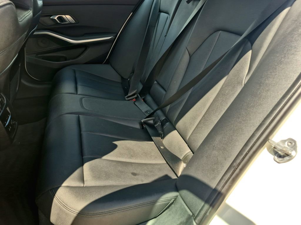 Used 2019 BMW 330i Sedan w/ Driving Assistance Package RWD image 26