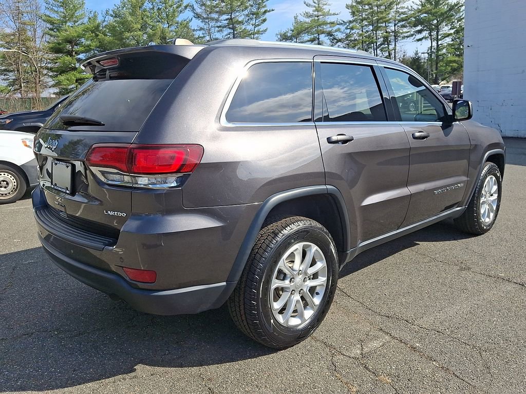 Used 2021 Jeep Grand Cherokee Laredo image 6
