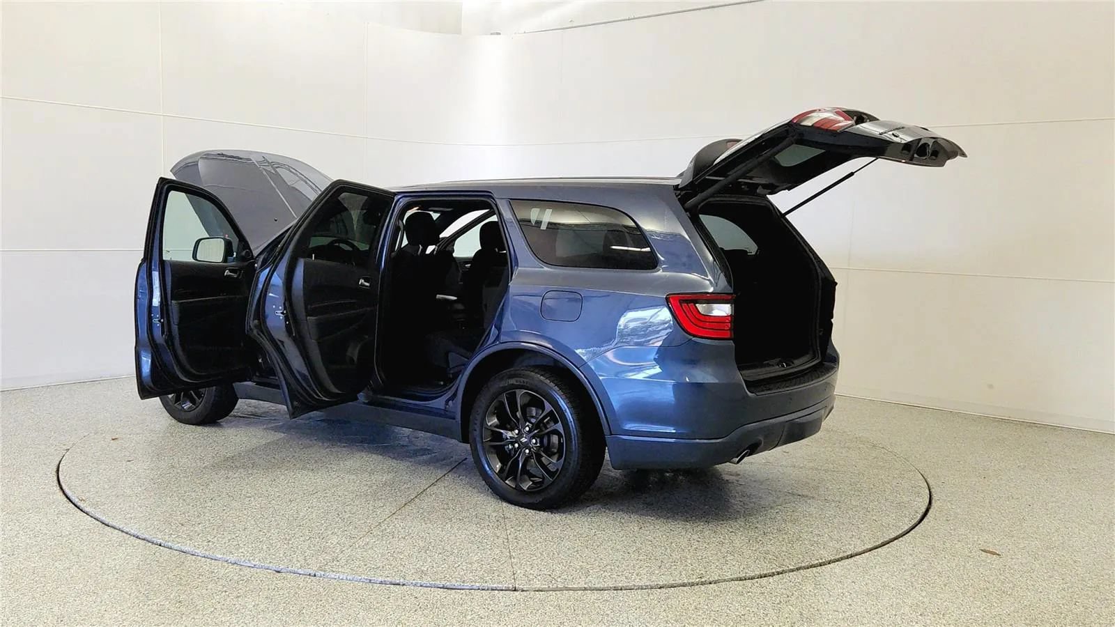 Used 2021 Dodge Durango SXT AWD/4WD image 11