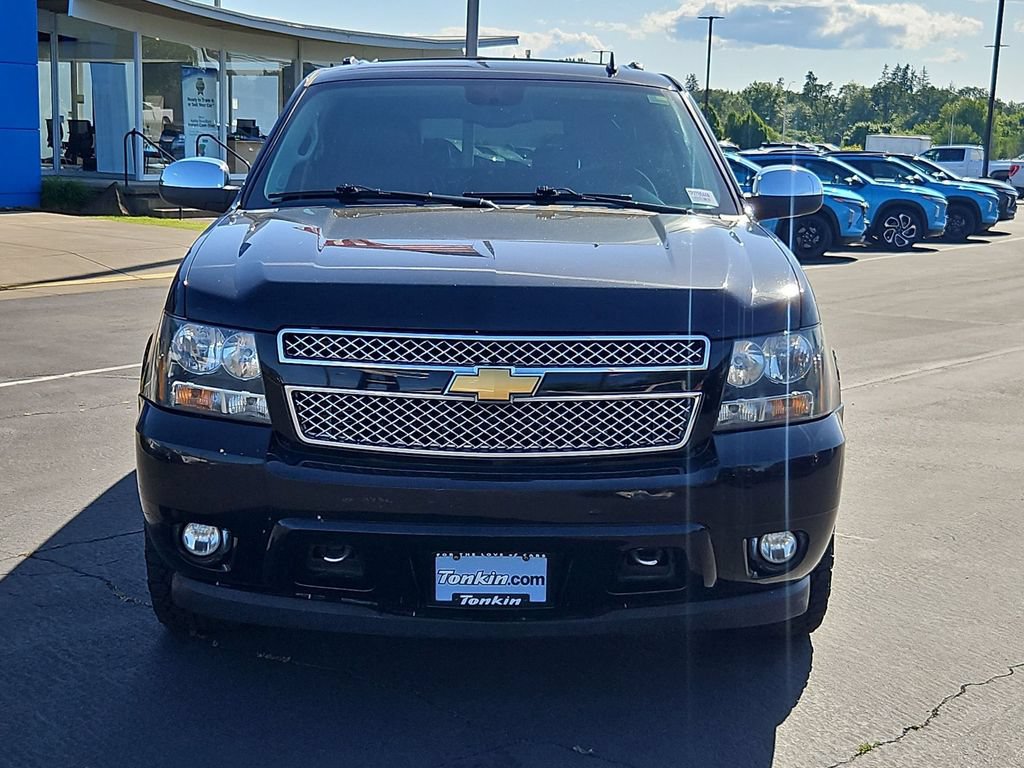 Used 2012 Chevrolet Suburban LTZ AWD/4WD image 9