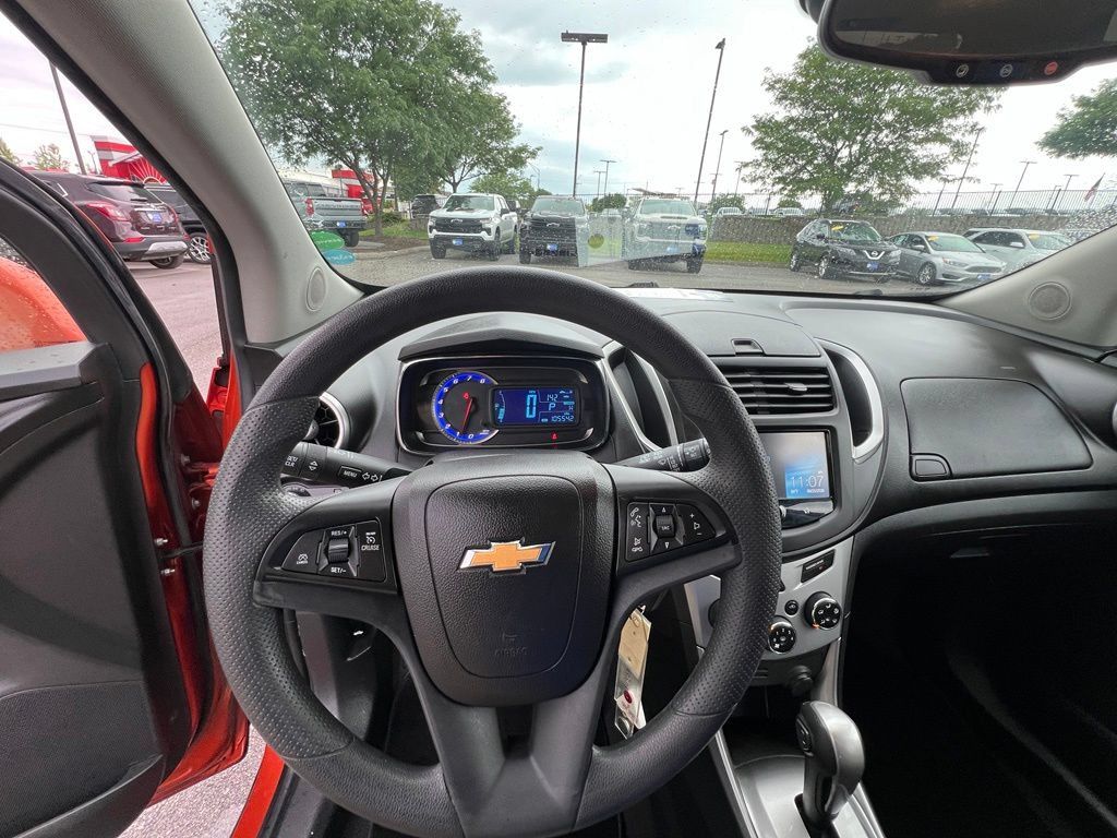 Used 2015 Chevrolet Trax LT FWD image 36