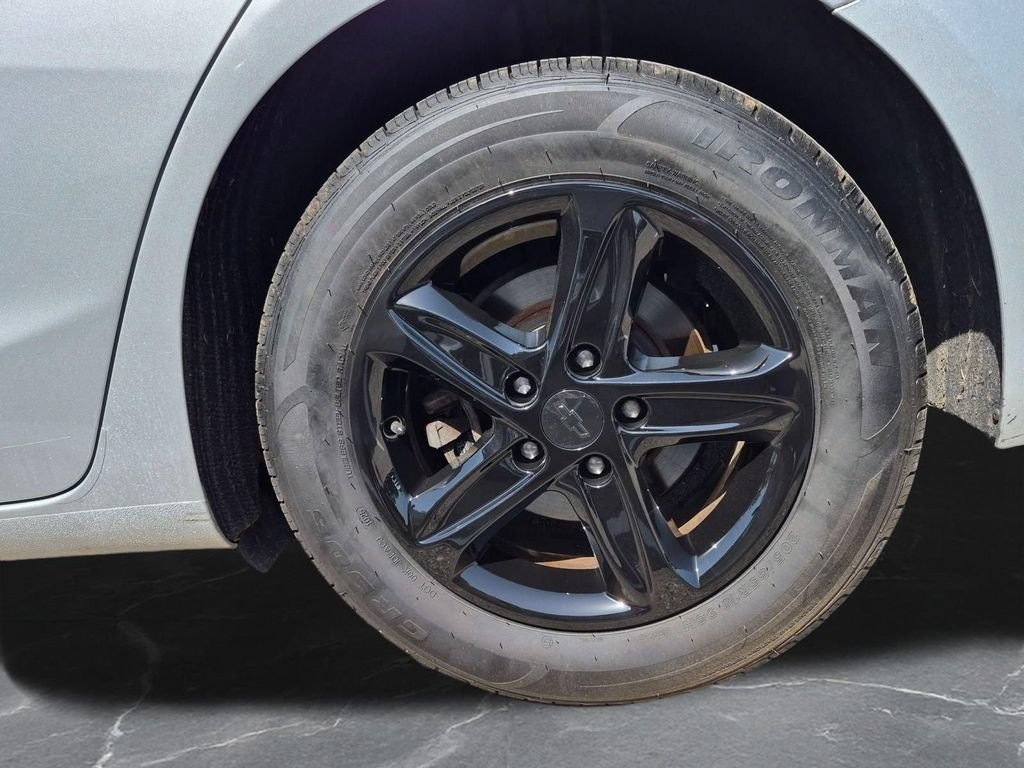 Used 2021 Chevrolet Malibu LS FWD image 34