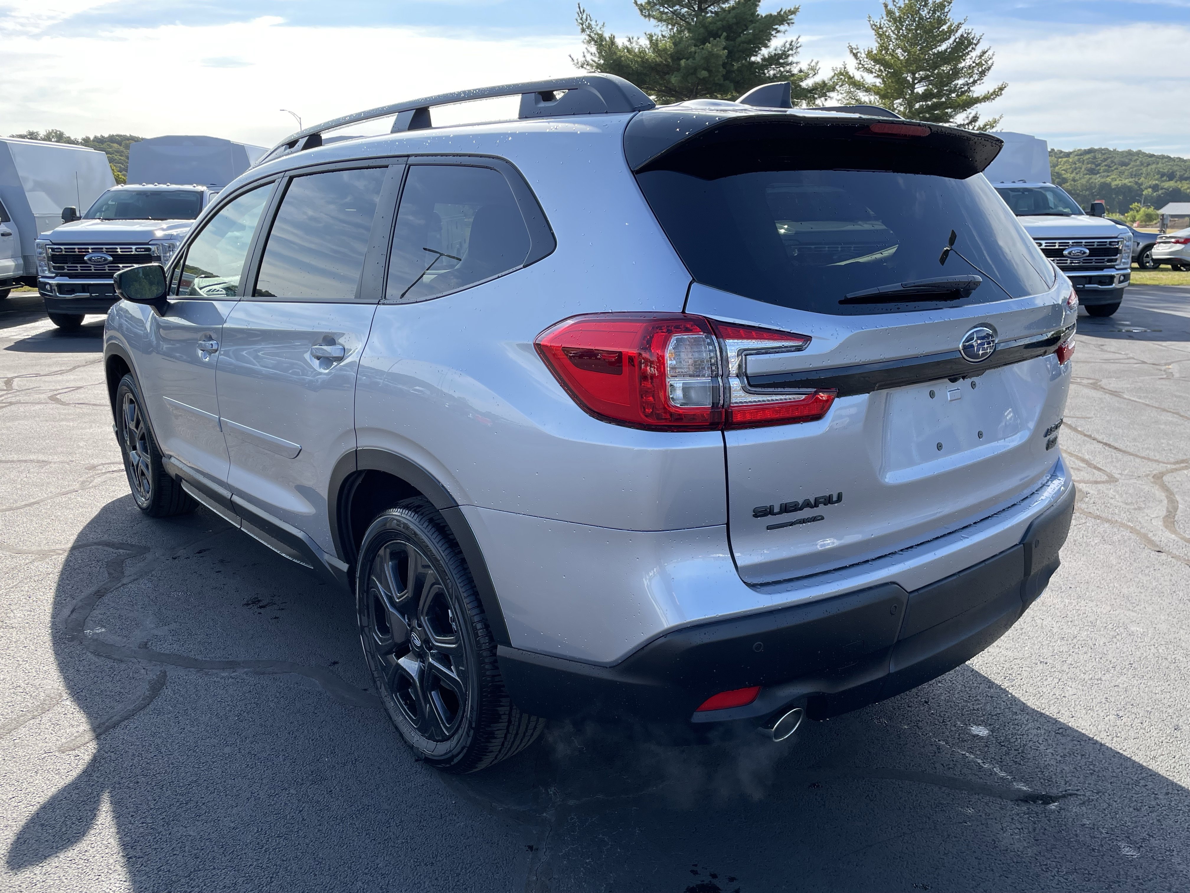 New 2025 Subaru Ascent Onyx Edition image 3