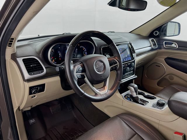 Used 2020 Jeep Grand Cherokee Summit w/ Platinum Series Group AWD/4WD image 36