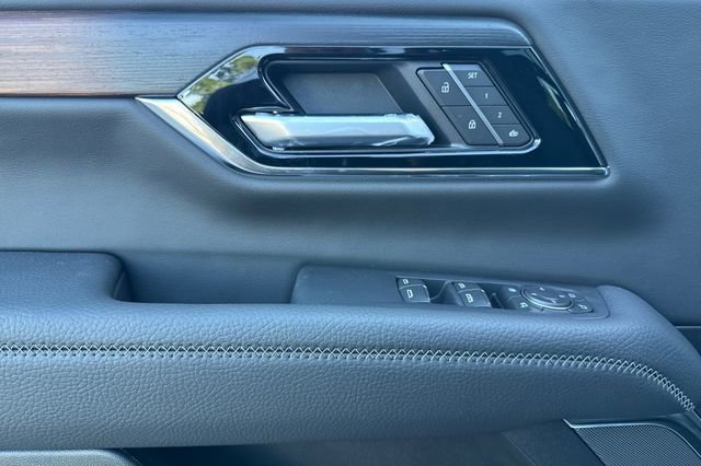 New 2026 GMC Yukon Denali w/ Denali Reserve Package image 11