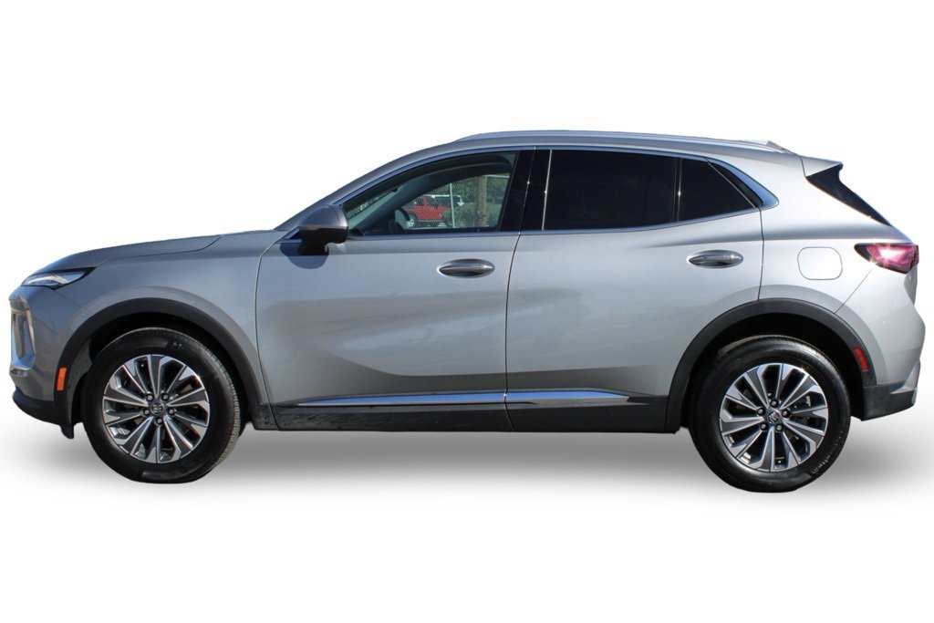 Used 2025 Buick Envision Preferred image 8