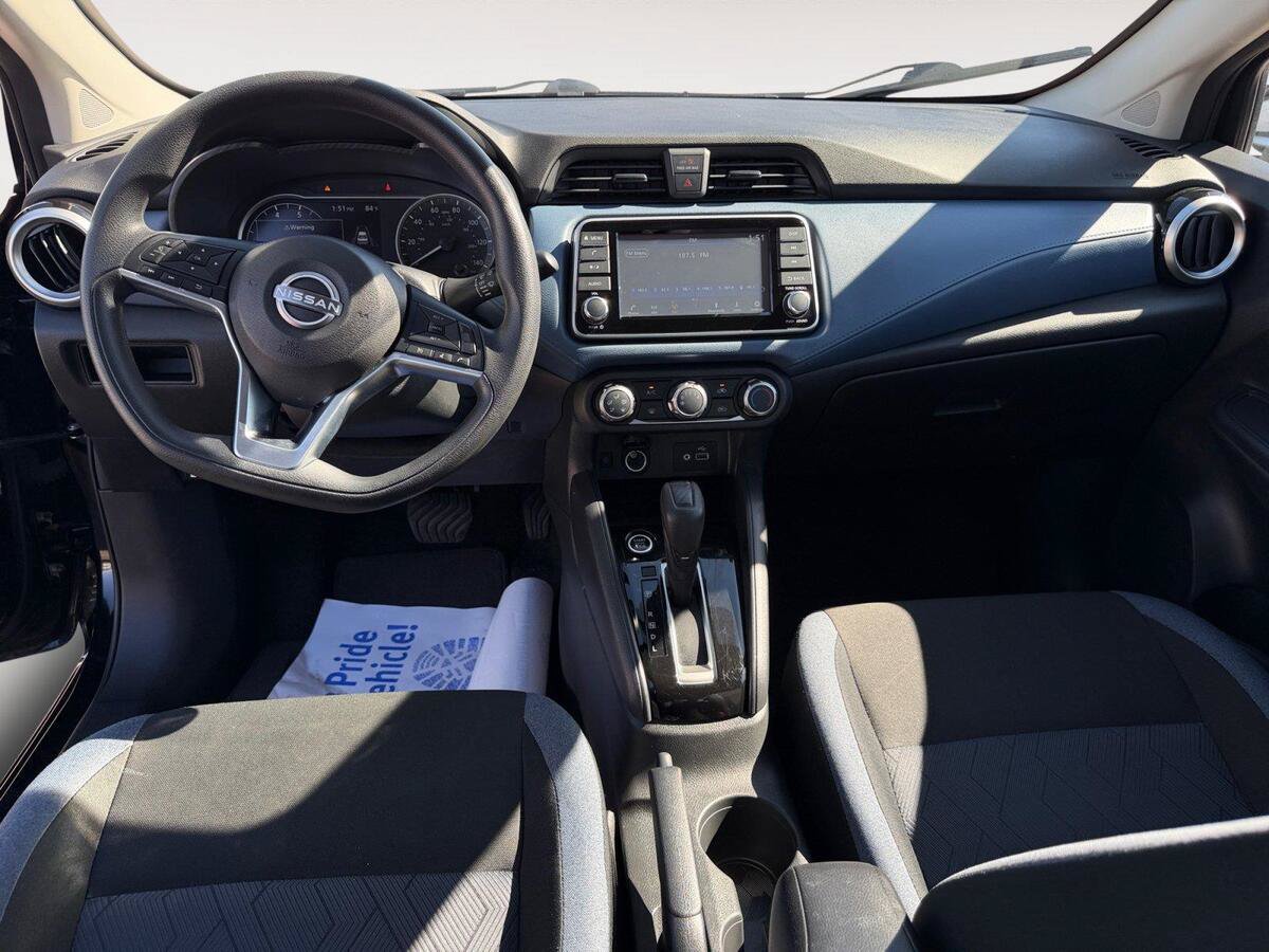 Used 2025 Nissan Versa SV FWD image 10