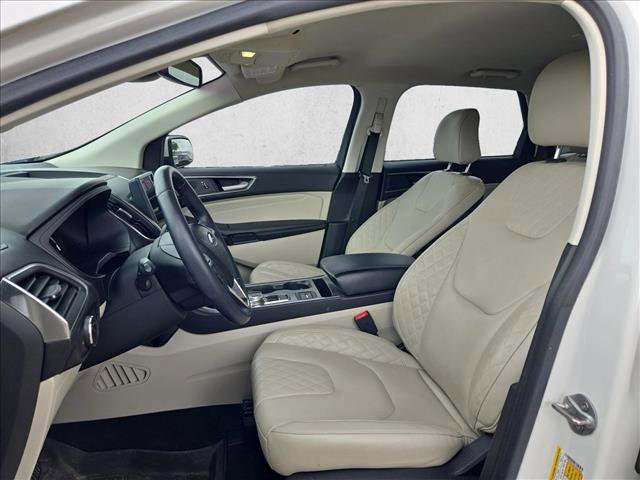 Used 2023 Ford Edge Titanium AWD/4WD image 14