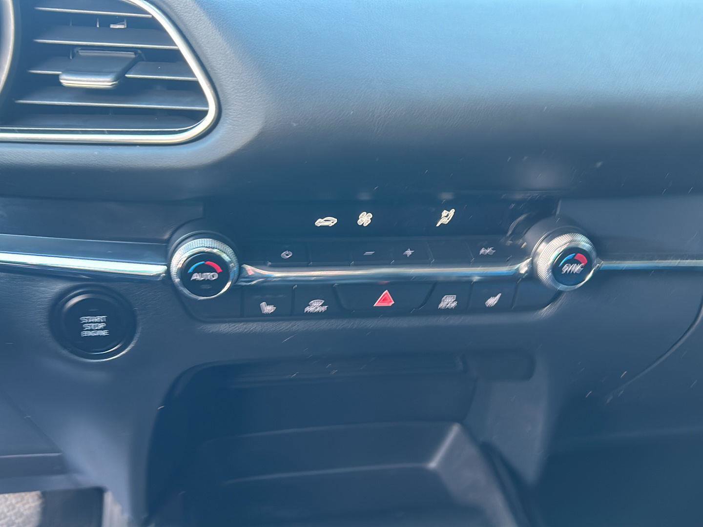 Used 2021 MAZDA CX-30 AWD 2.5 S w/ Preferred Package image 12