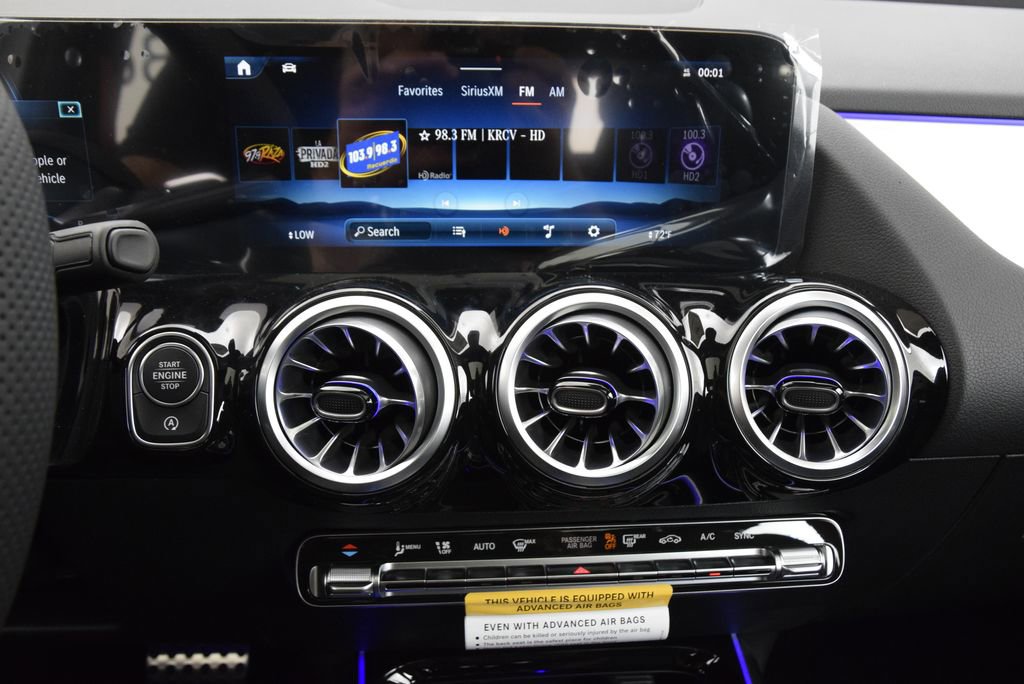 New 2026 Mercedes-Benz GLA 35 AMG 4MATIC image 27