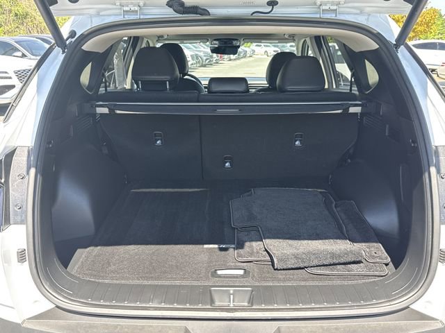 Certified 2022 Hyundai Tucson Limited w/ Cargo Package image 18