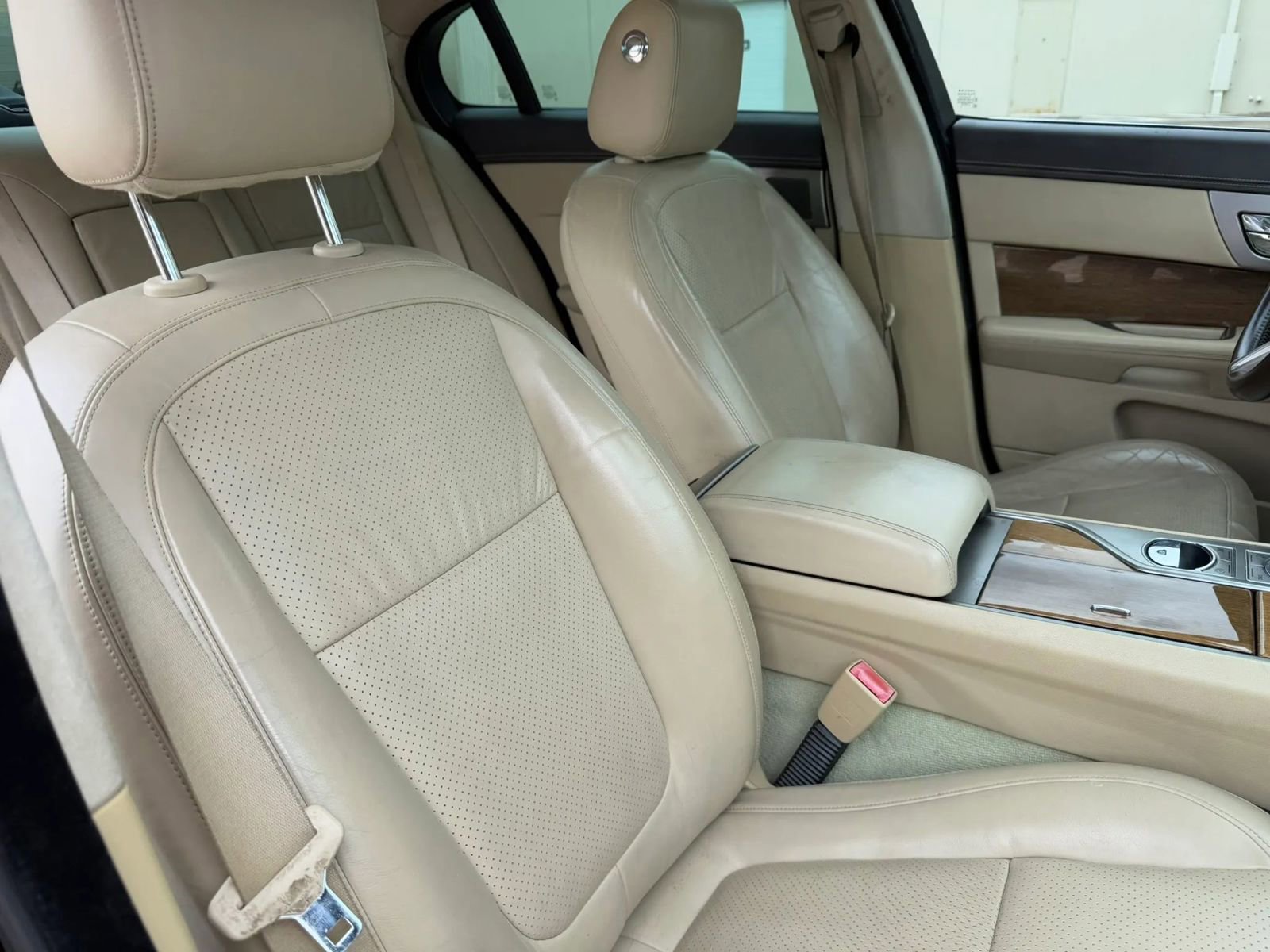 Used 2011 Jaguar XF Supercharged RWD image 15