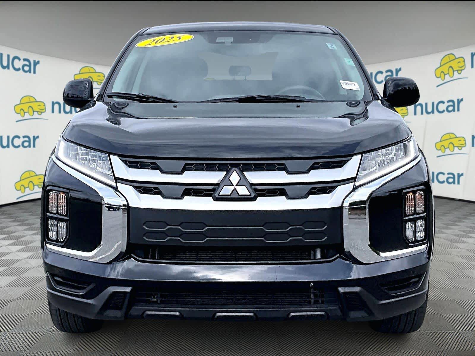 Used 2025 Mitsubishi Outlander Sport ES image 2