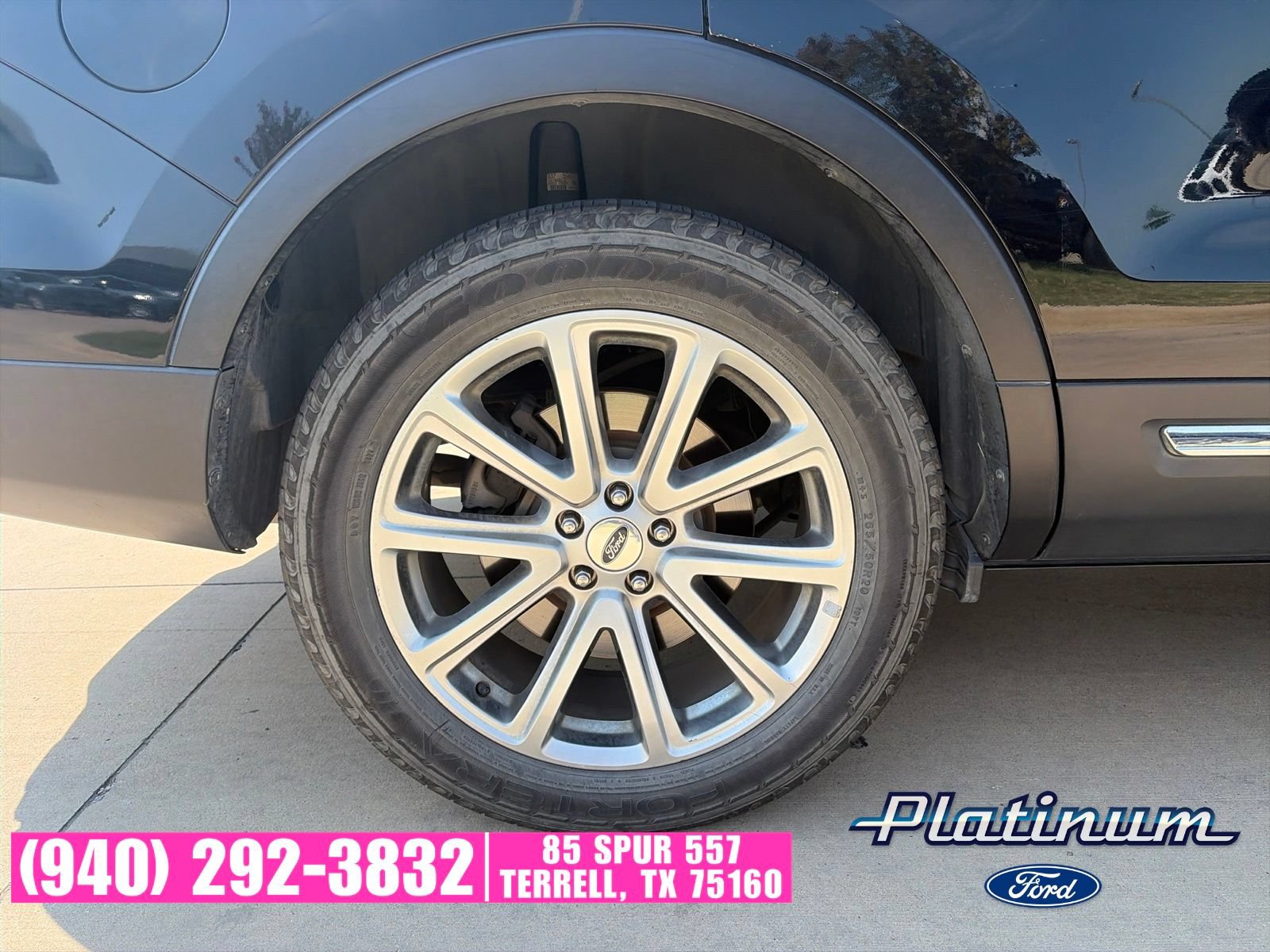 Used 2017 Ford Explorer Limited FWD image 9