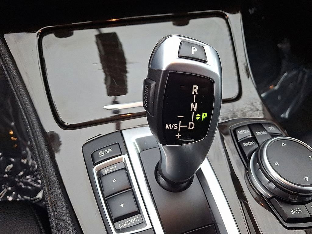 Used 2015 BMW 528i Sedan image 14