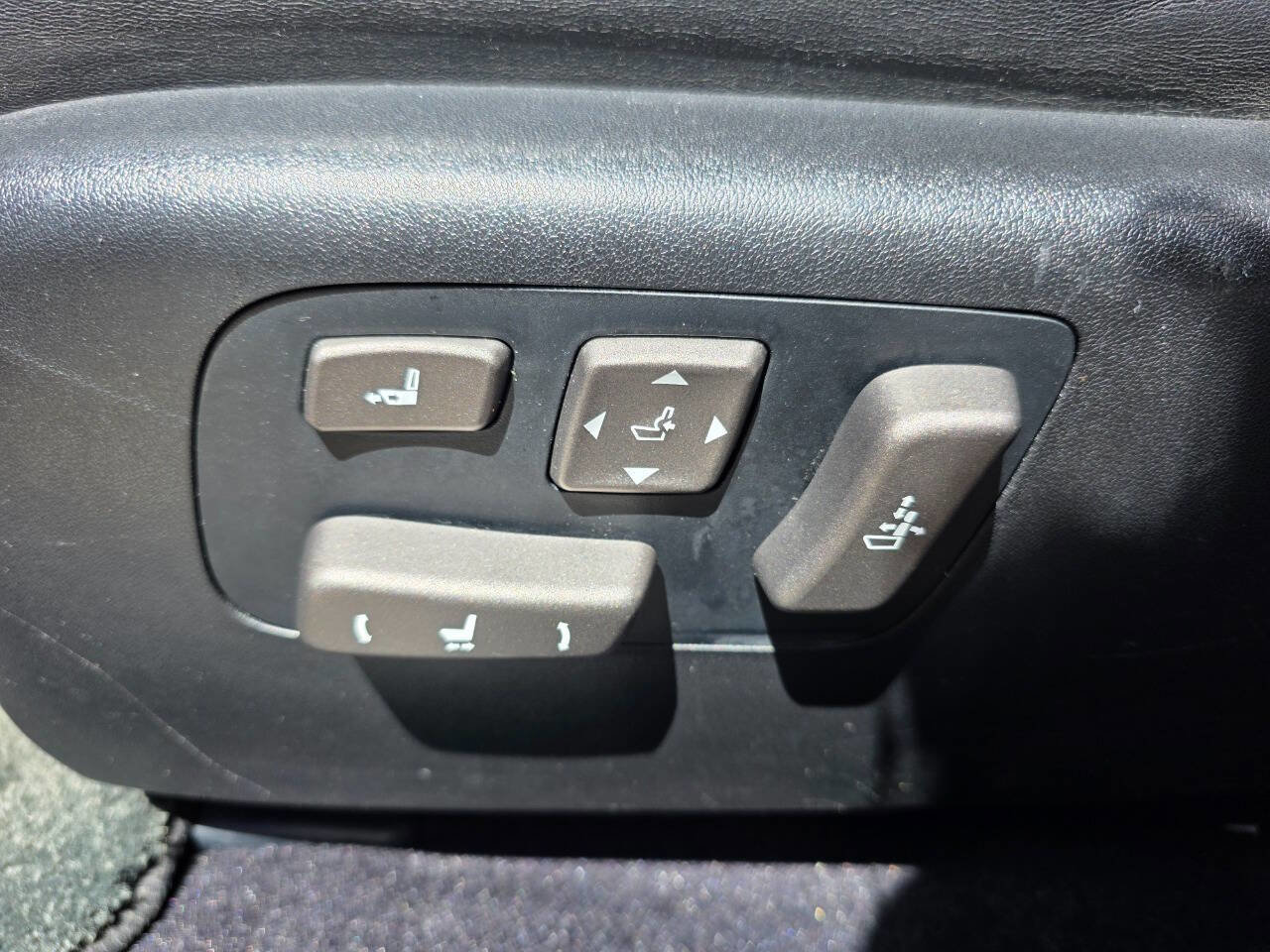 Used 2010 Lexus LS 460 RWD image 15