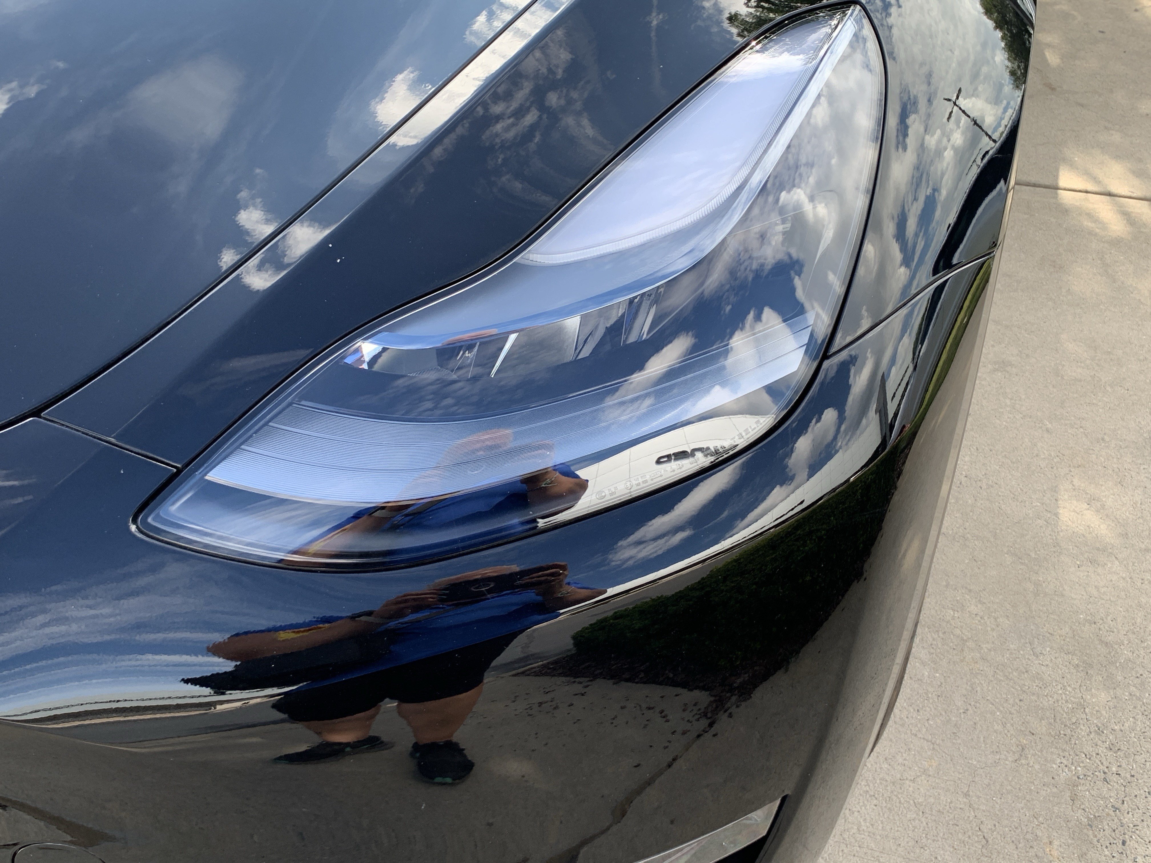 Used 2025 Tesla Model Y Long Range RWD image 6