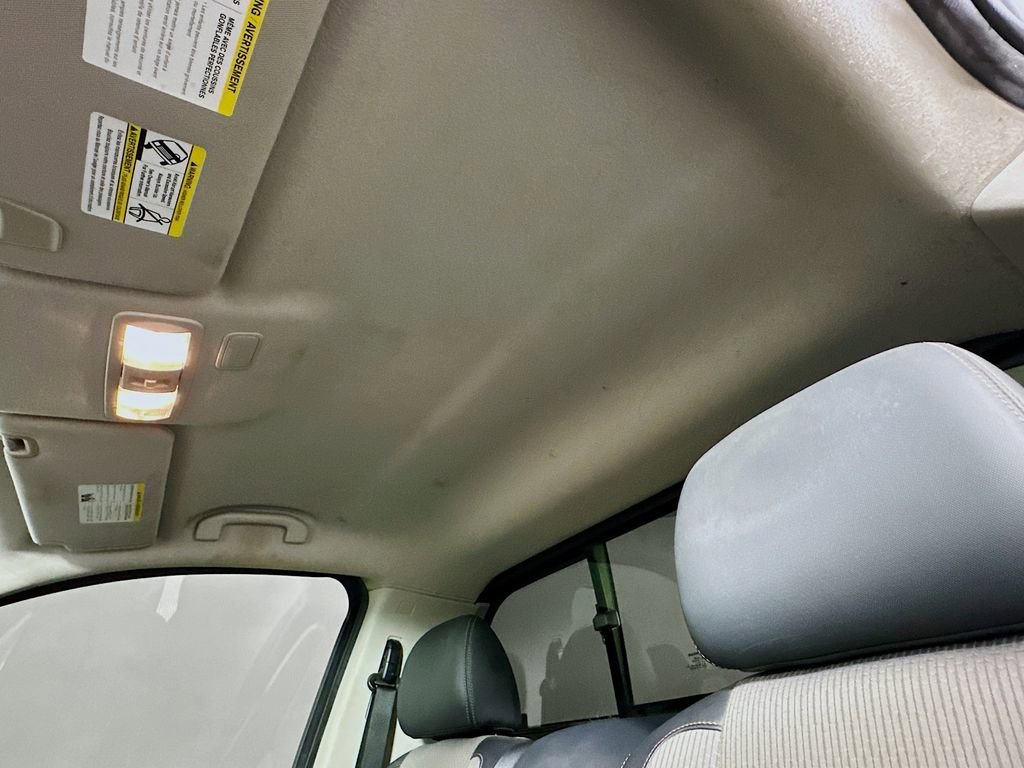 Used 2019 Nissan Titan S image 10