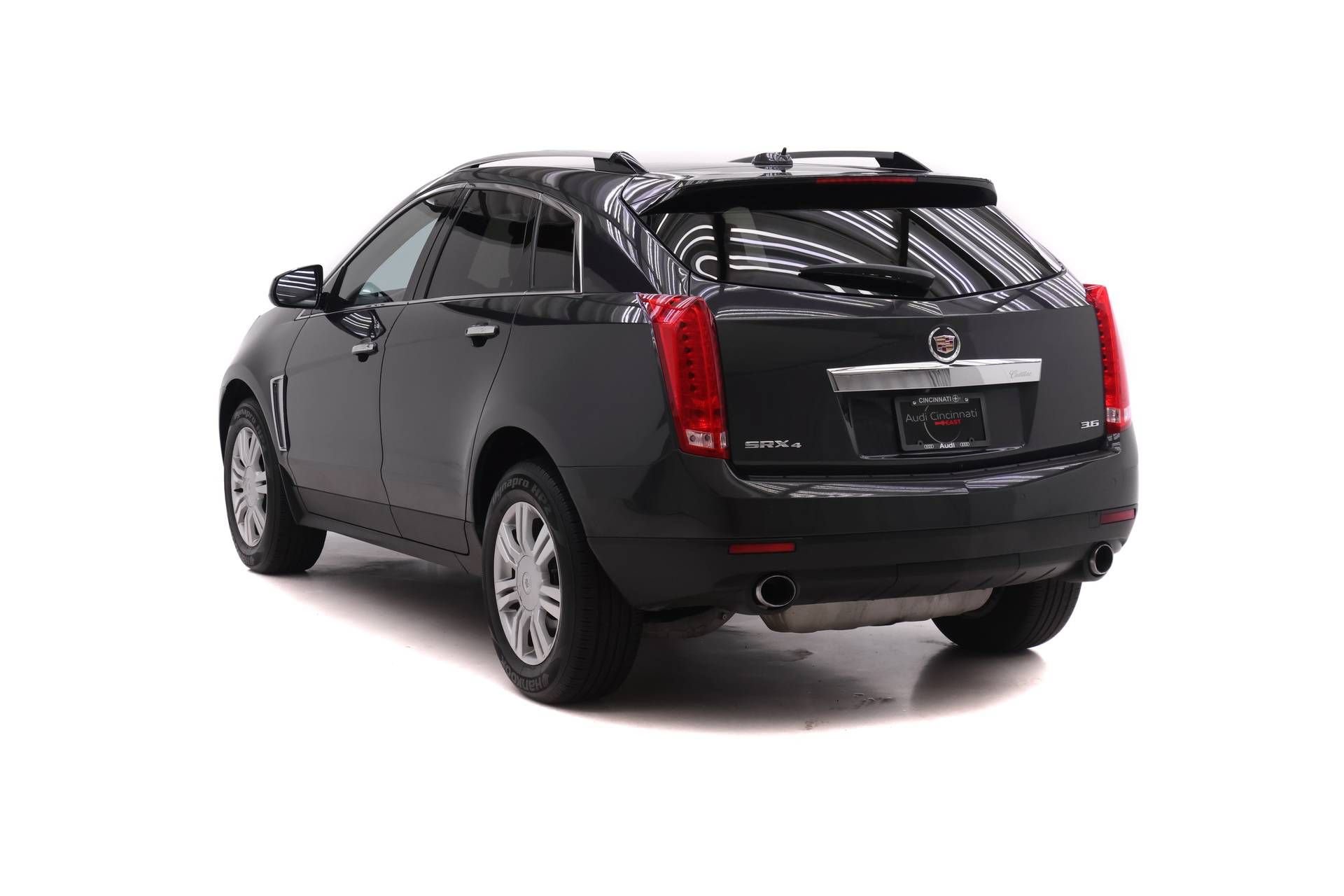 Used 2015 Cadillac SRX Luxury w/ Driver Awareness Package AWD/4WD image 5