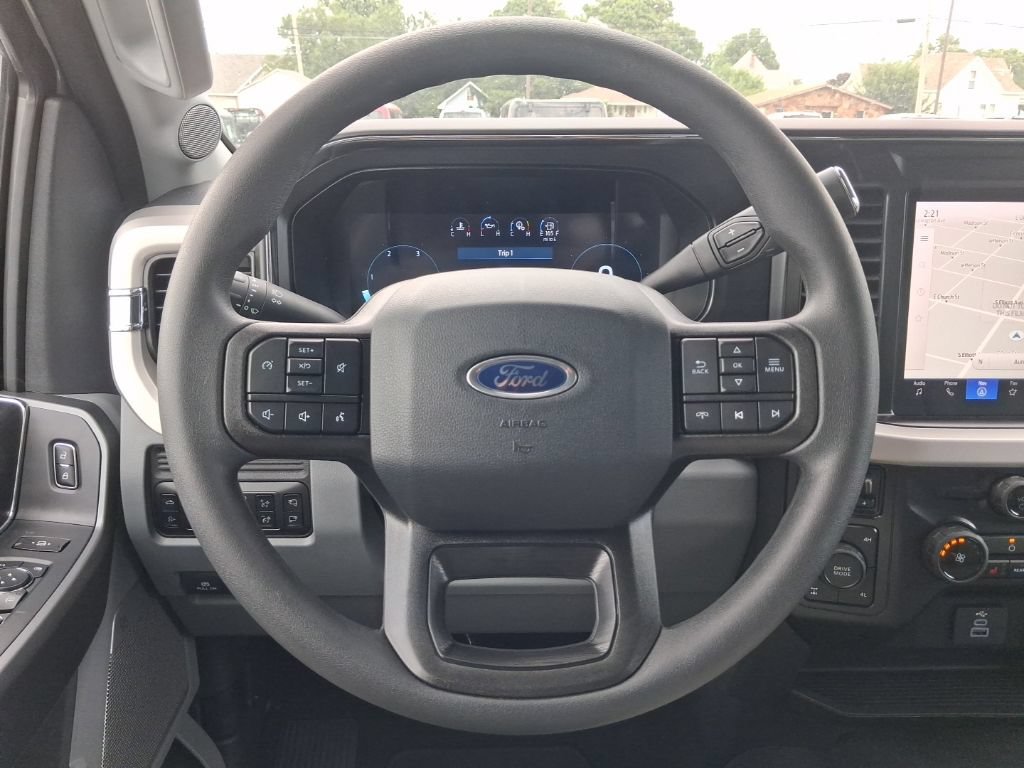 New 2026 Ford F250 XLT w/ XLT Premium Package AWD/4WD image 8