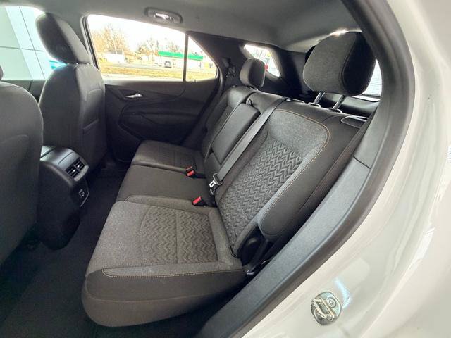 Used 2023 Chevrolet Equinox LT AWD/4WD image 25