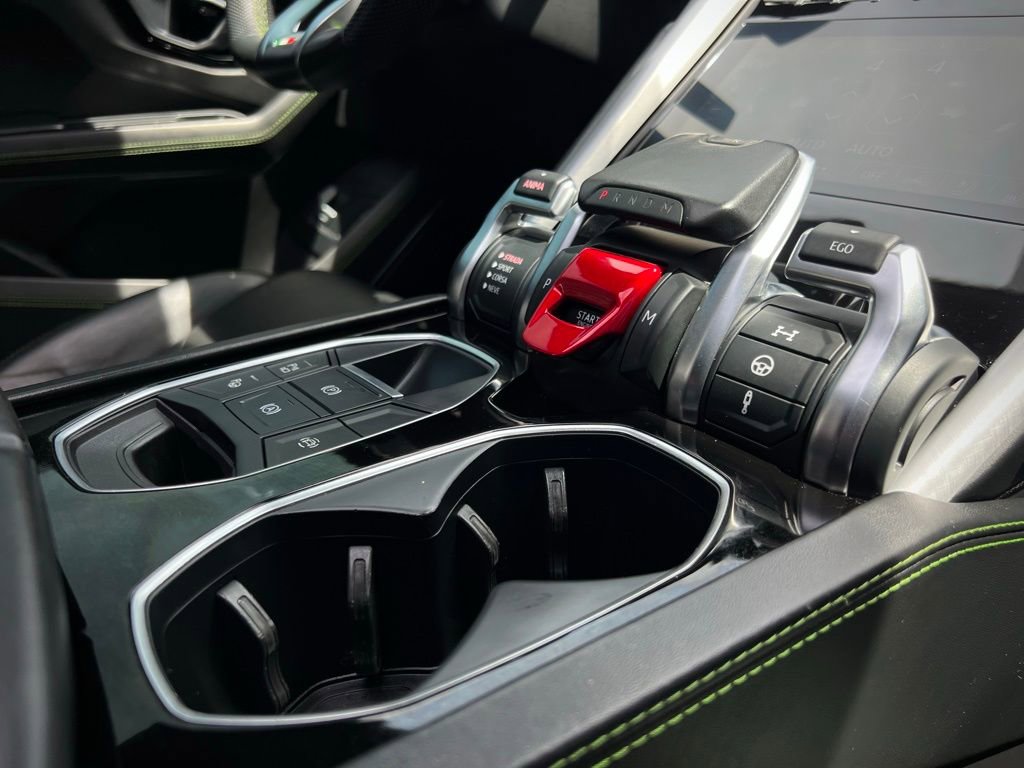 Used 2022 Lamborghini Urus image 47