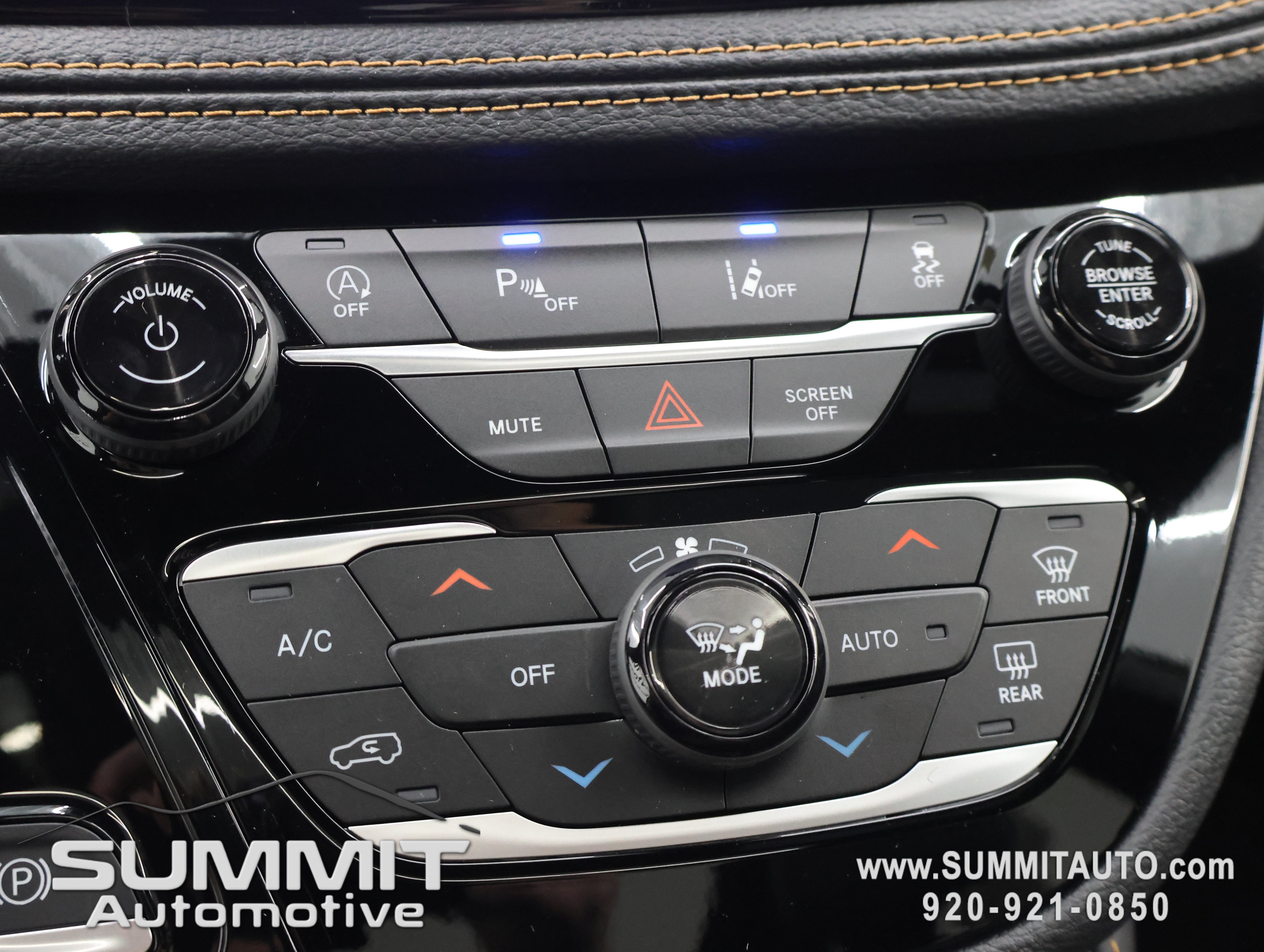 New 2027 Chrysler Pacifica Pinnacle w/ Theater Group AWD/4WD image 60