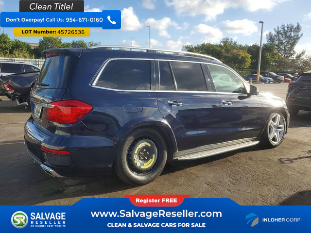 Used 2015 Mercedes-Benz GL 550 4MATIC image 4