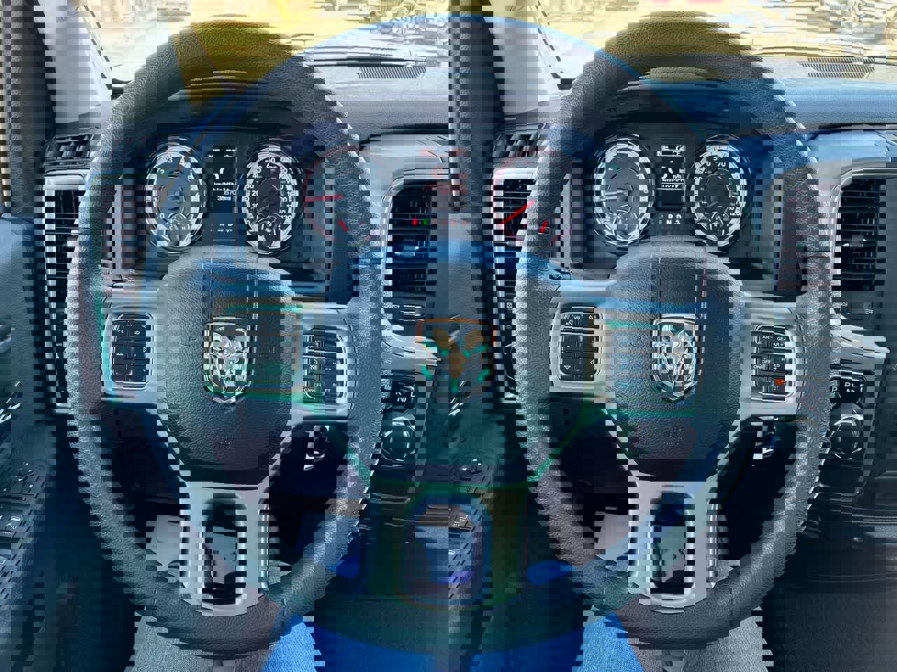 Used 2024 RAM 1500 Classic SLT image 11