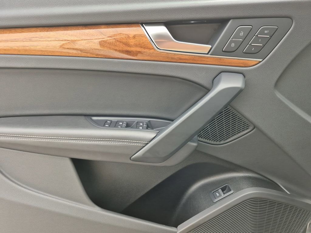 Used 2023 Audi Q5 2.0T Premium Plus image 6