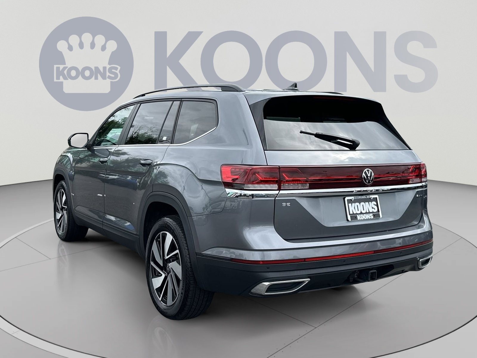 Used 2024 Volkswagen Atlas SE AWD/4WD image 8