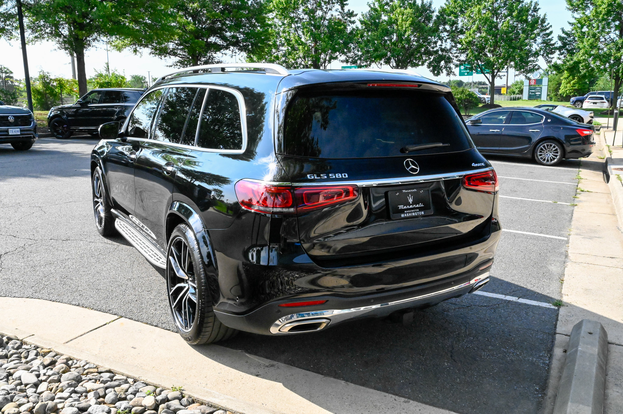 Used 2021 Mercedes-Benz GLS 580 4MATIC image 7