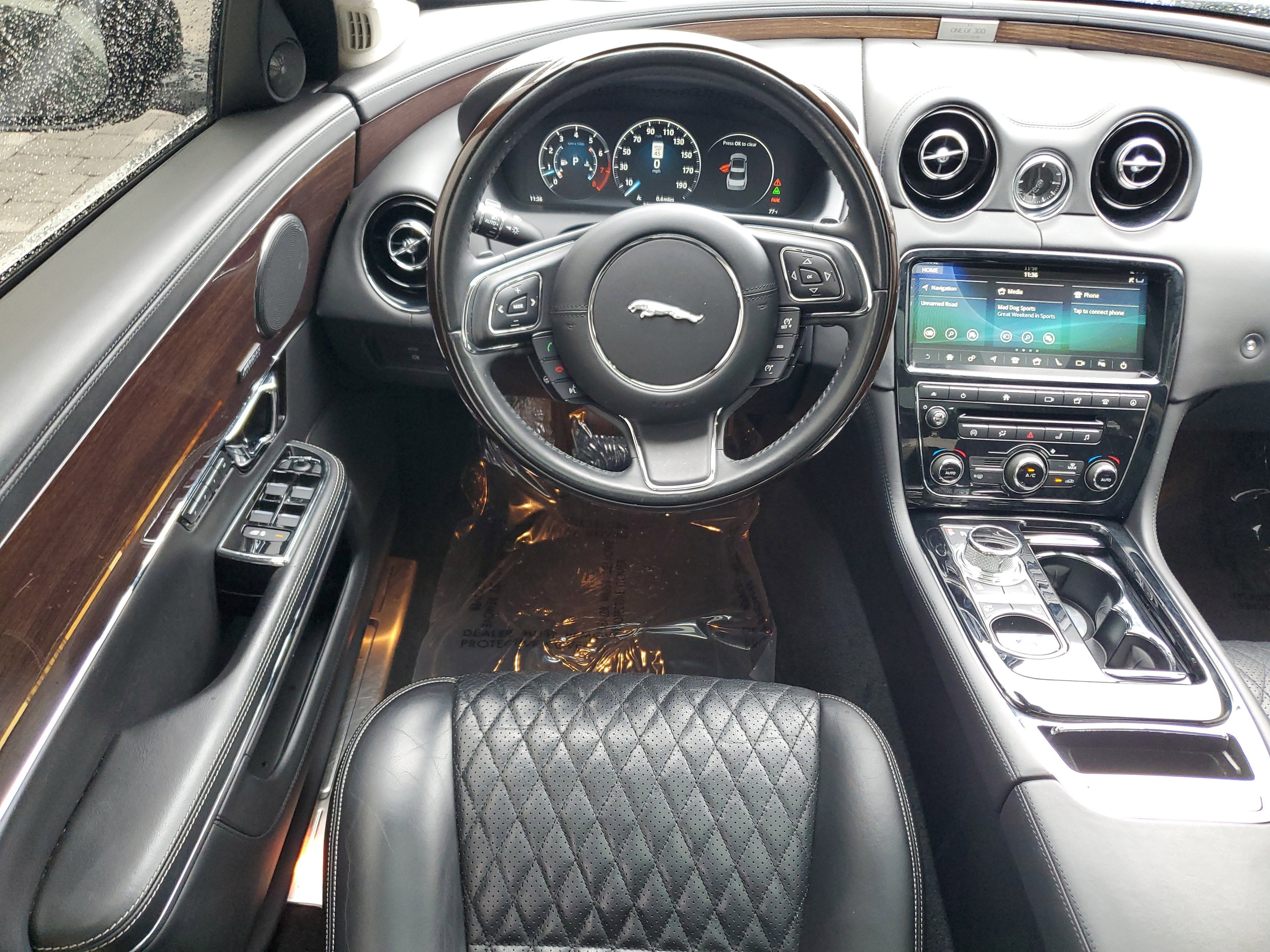 Used 2019 Jaguar XJ L Supercharged image 15