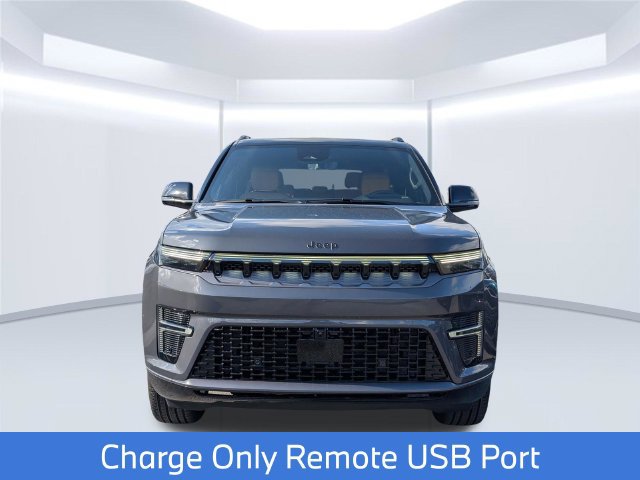 New 2026 Jeep Grand Wagoneer Summit AWD/4WD image 11