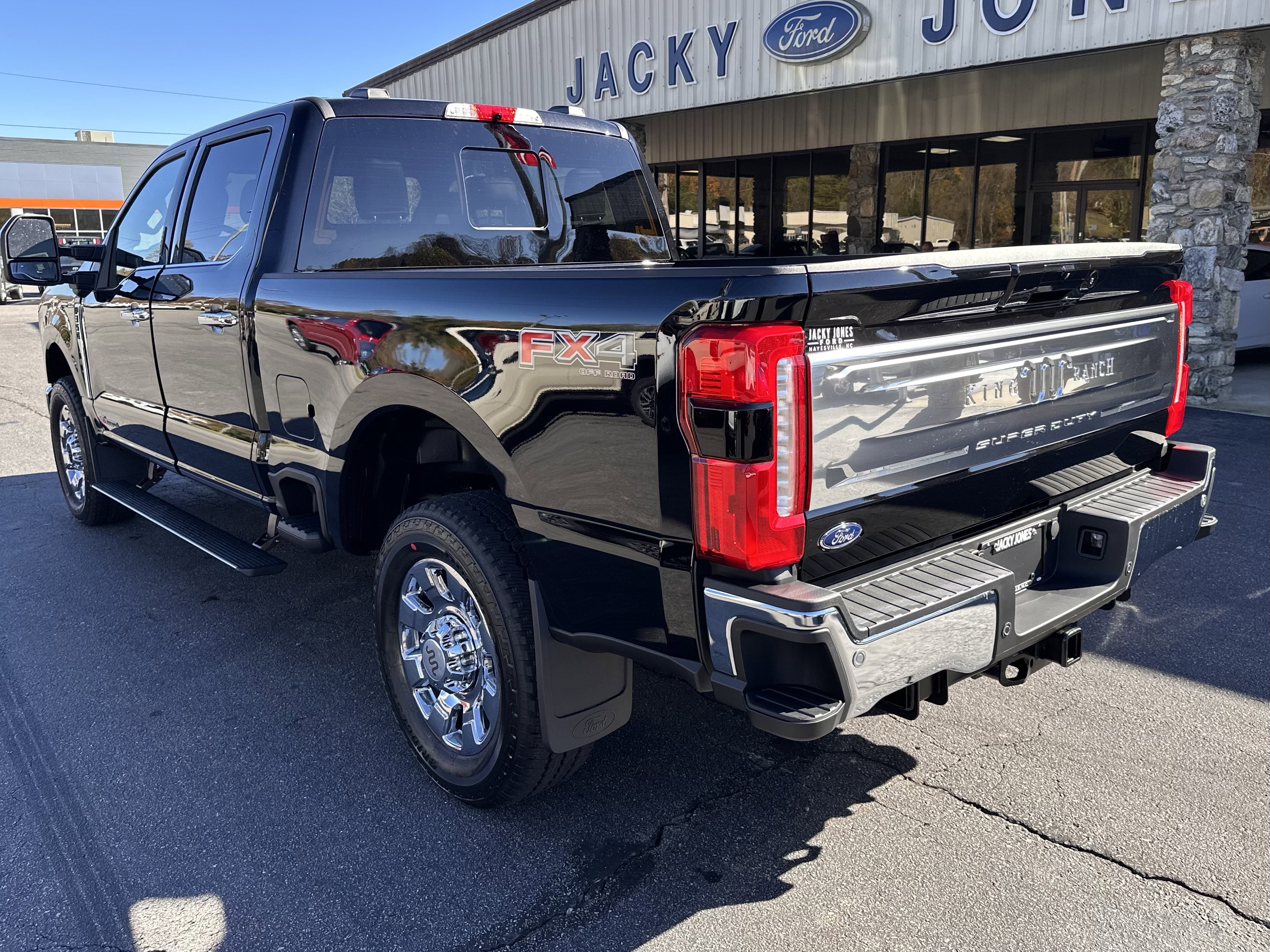 New 2026 Ford F350 King Ranch w/ Chrome Package image 8
